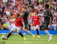 九游体育登录入口-罗队长带兵围住宪兵队